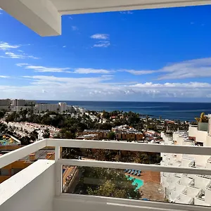 https://copacabana-tenerife-sur.in-canary-islands.com