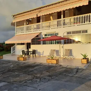 Maison Du Bien Etre Mahault Hébergement de vacances Baie-Mahault
